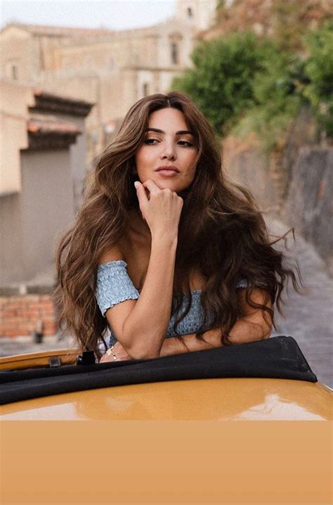 Pin de Amanda Gooch en A Hairy Situation | Fotos tumblr mujer, Belleza ...