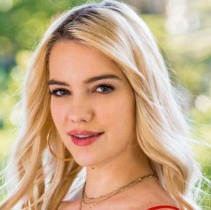 Kenna James - Bio, Age, Facial, Pics, Height, Wiki, Net Worth