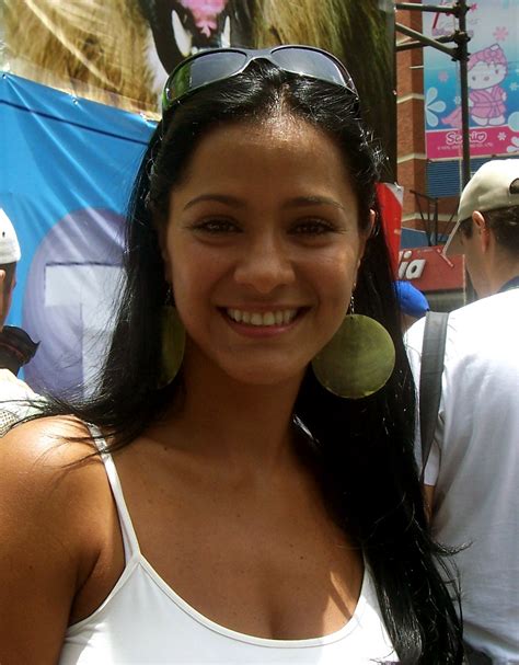 Classify hot Venezuelan actress
