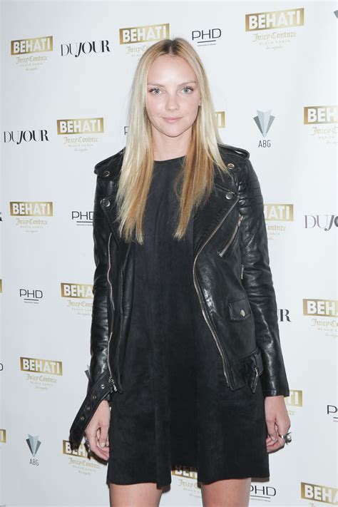 Heather Marks legs | Naked Onlyfans