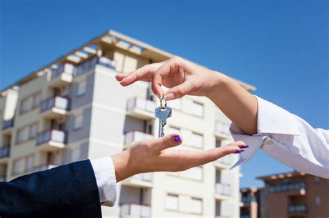 Дарение квартиры: правила оформления, документы и особенности. Договор ...