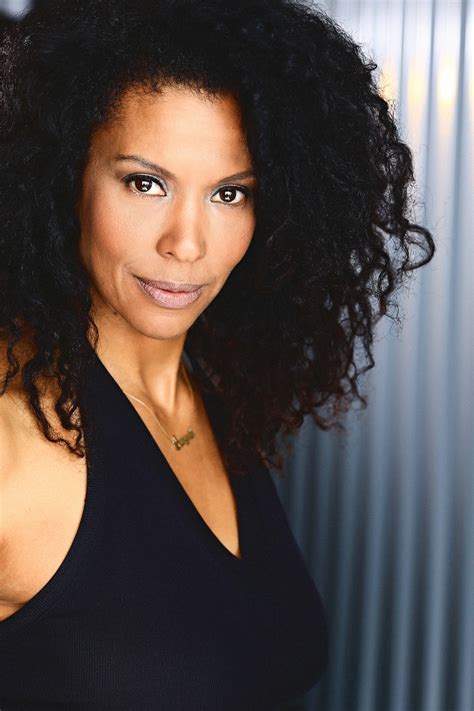 Marie-Françoise THEODORE : Biography and movies