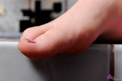 Mary Jane Mayhem's feet