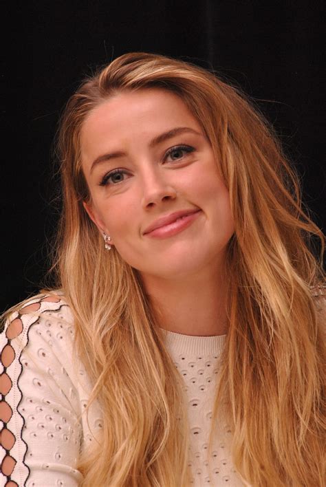 amber heard style amber head emma watson beautiful kiara advani