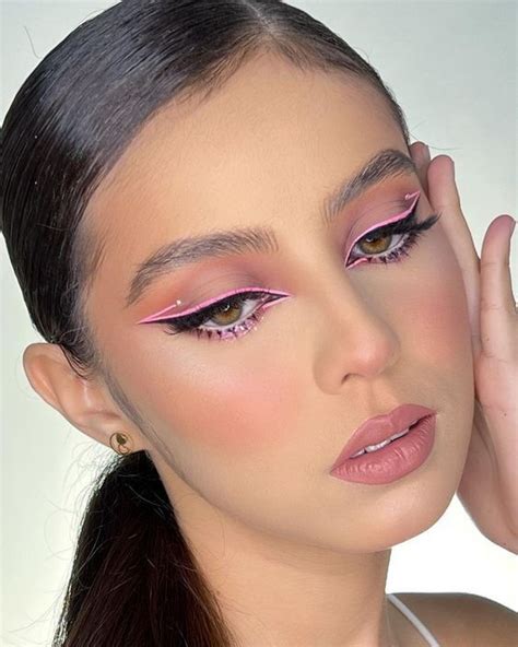 makeup ideas for girls | Trucco per gli occhi verdi, Idee per il trucco ...