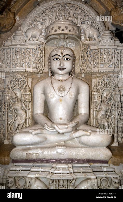 Mahavira statue hi-res stock photography and images - Alamy