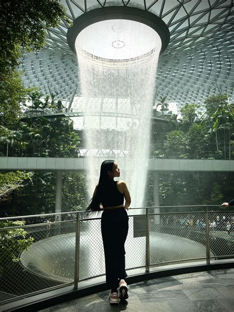 LATINA BEAUTY, APRIL, Filipino escort in Manila