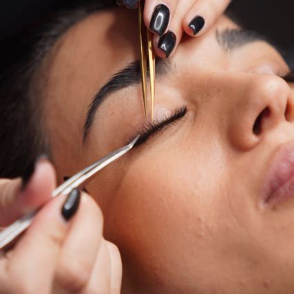 Eyelash Extensions | MOBO Medical Spa
