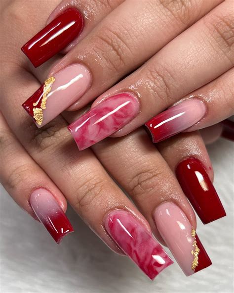 15 Trending Designs For Red and White Marble Nails - Nail Designs Daily