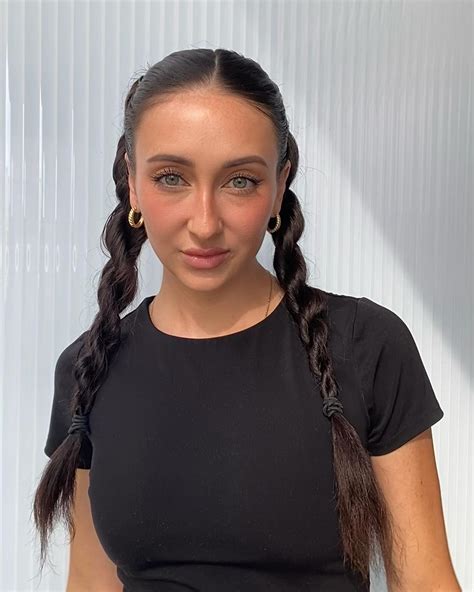 17 Easy & Cute Summer Hairstyle Ideas | ThriveNaija