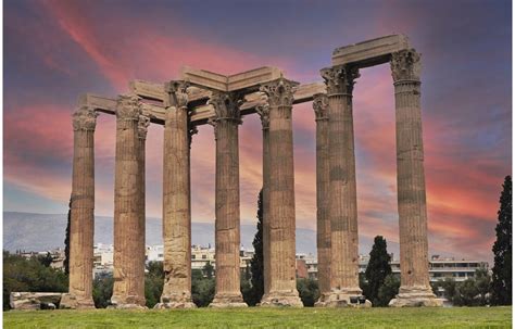 asi es visitar esparta la famosa  historica ciudad griega