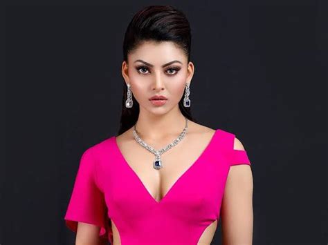 Urvashi Rautela Becomes Unstoppable in Tollywood ; Here's Why ...
