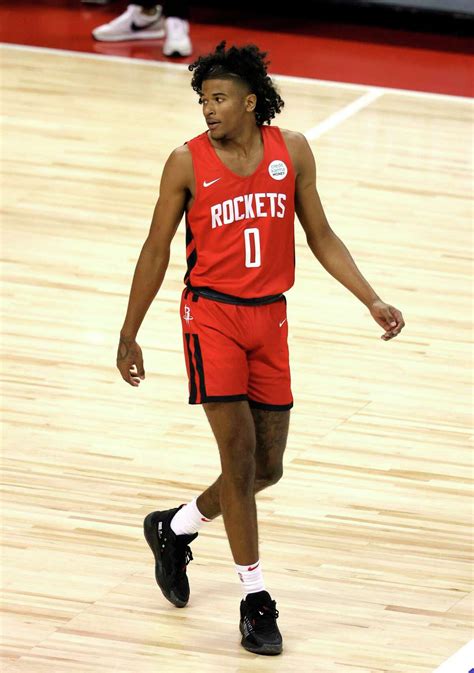 Rockets’ Jalen Green steals show in summer league debut