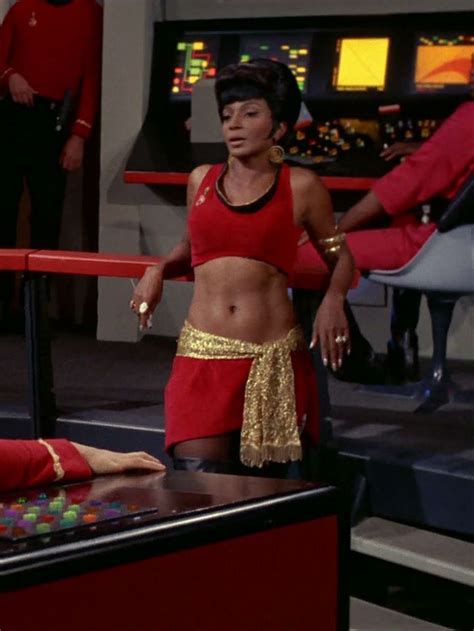 Redskirts and Green Ladies - TOS: “Mirror, Mirror”: Uhura has changed ...