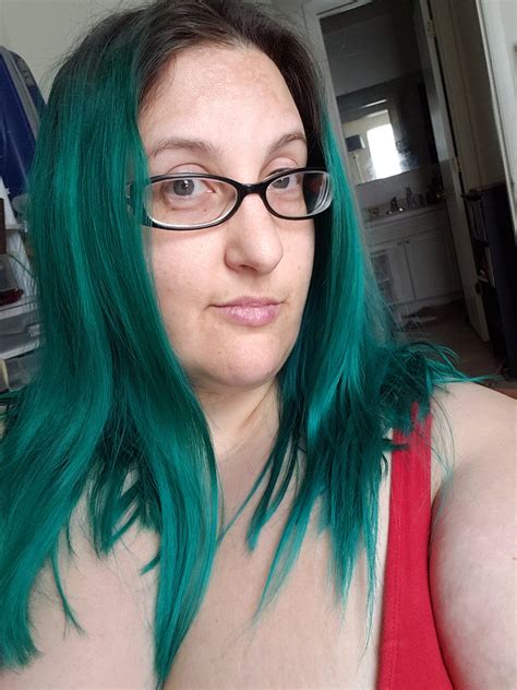 Annie Hose-Ryan – Medium