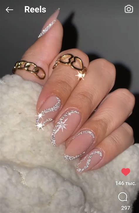 Pin by Svitlana Nikitina on нейл арт | Silver glitter nails, Christmas ...
