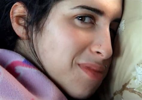review asif kapadias amy winehouse documentary  heartbreaking