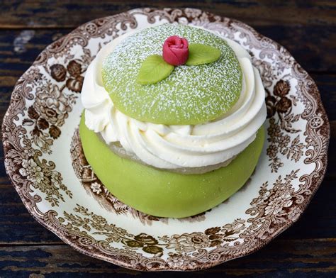 semla – Foodetc cooks – food, recipes and travel