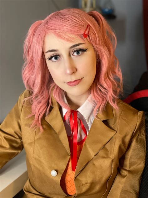 My Natsuki Cosplay! :D : r/DDLC