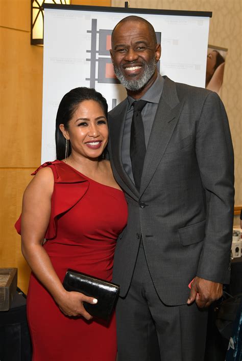 Who is Brian McKnight's wife, Leilani Malia Mendoza? | The US Sun