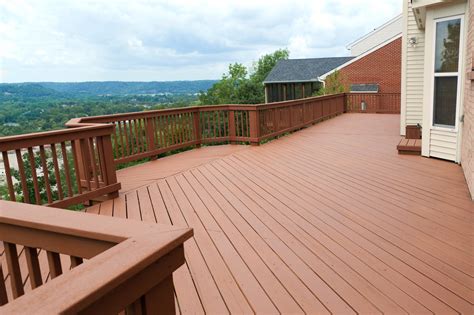 Types of Deck Stains in 2024 by Scott Paul: Pro Contractor