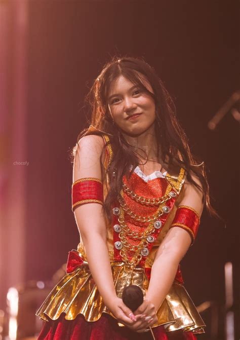 indira  cantik selebritas