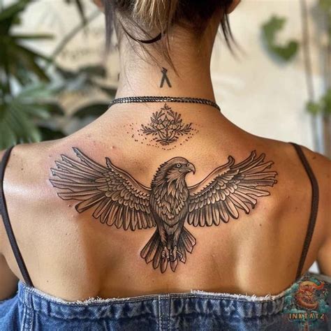 Tatuagens De Águia Feminina
