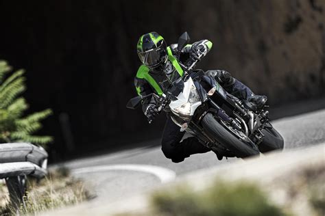 Z800 2016