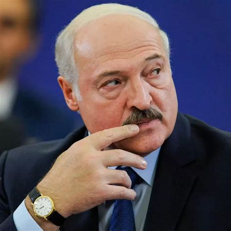Лукашенко назвал условие для ухода с поста президента | Пикабу