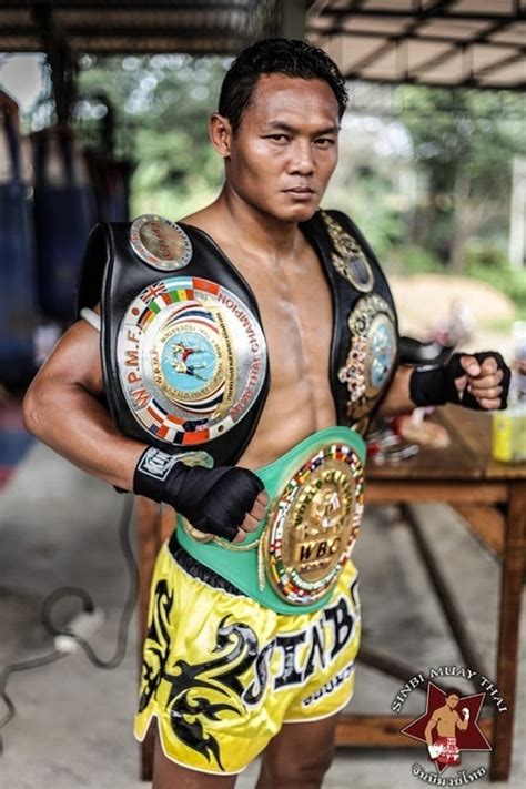 Muay Thai: Muay Thai World Champion
