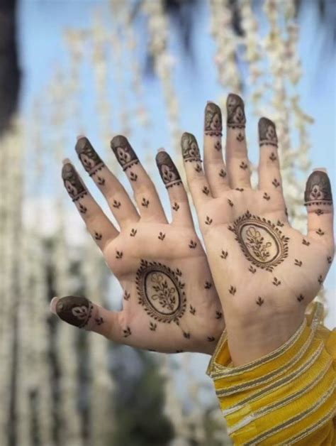 aesthetic minimal mehndi designs  eid mehndi henna minimal