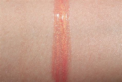 Кремовые румяна-хайлайтер Charlotte Tilbury — Peachgasm — Luxe-make