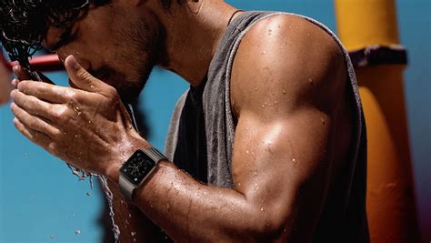 Apple Watch Sport – не самый спортивный аксессуар
