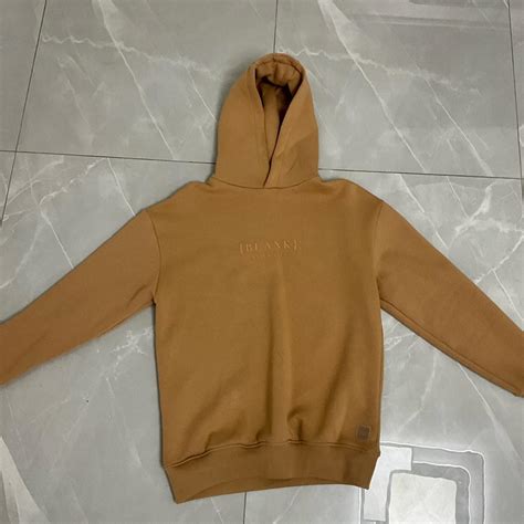 Thick tan hoodie never worn - Depop