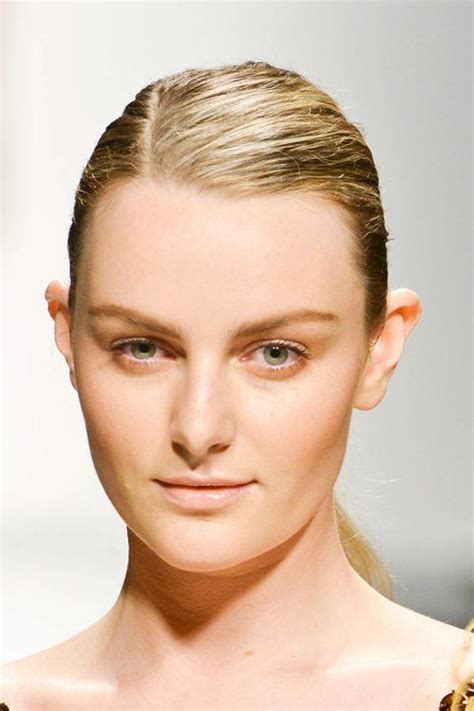 Elena Miro Spring 2013 Ready-to-Wear Detail | Ready to wear, How to ...