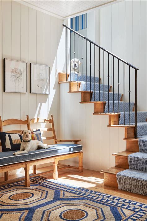 22 Stair Railing Ideas to Elevate Your Home's Design
