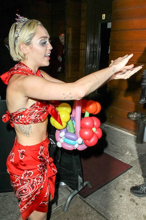 Miley Cyrus Night Out Style - at 1 OAK Nightclub in New York, May 2015