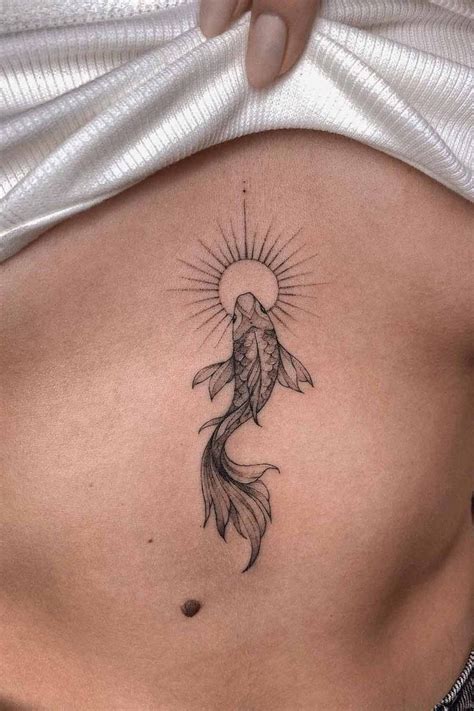 Sun and Koi Fish Tattoo Design | Idee per tatuaggi, Tatuaggi floreali ...