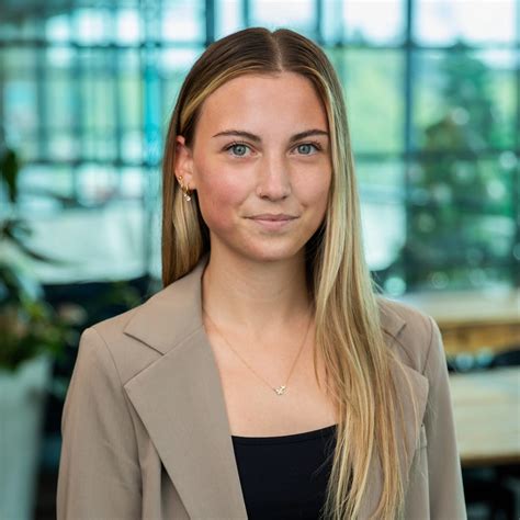 Harcourts Cooper & Co HQ People and Agents - Get in Touch