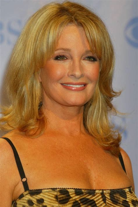 Pictures of Deidre Holland