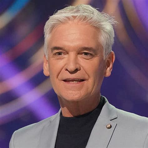 phillip schofield   defiant statement    longer work