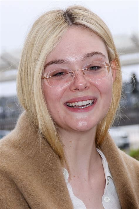 ELLE FANNING Leaves Cannes 05/20/2023 – HawtCelebs
