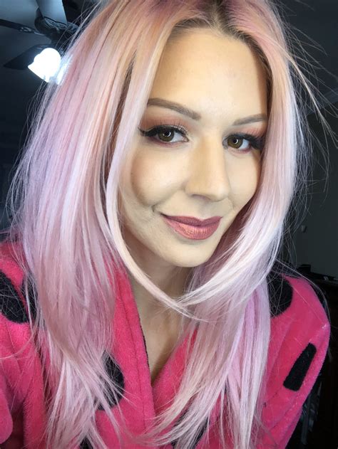 TW Pornstars - Annalee Belle. Twitter. This @PulpRiotHair color has