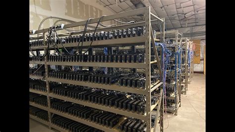 How do you service a 2500GPU Cryptocurrency Mining Farm - YouTube