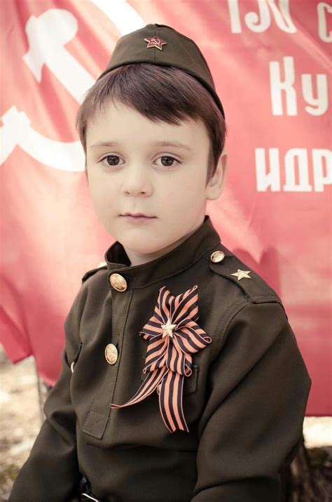 Счастливые моменты рукоделия: Военный костюм к 9 мая