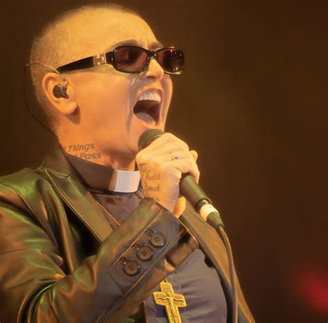 This Singer's Fall From Grace Was Epic...Her Rise? Even More So. - uk9vqb7