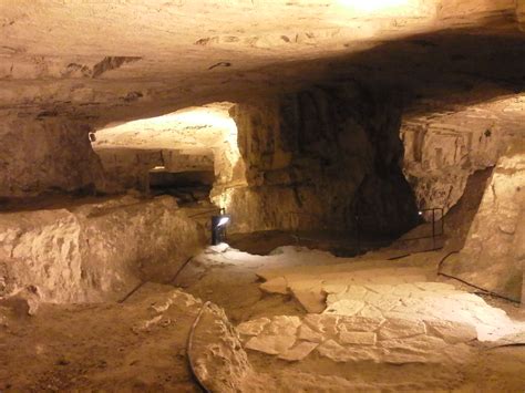 People and Places: Quest for Solomon's Mines