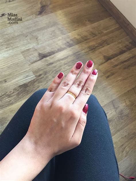 4 Steps To Removing Your Gel Nails At Home | MissMalini