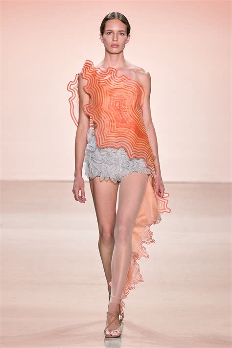 fashion institute  technology spring  ready  wear collection vogue