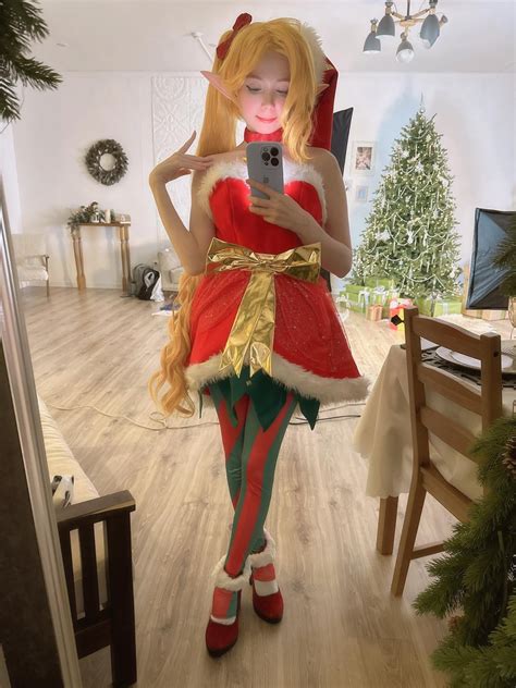 Yay! I finished the shoot and brought you a teaser. 🎁🎁 : r/TanukiTyan